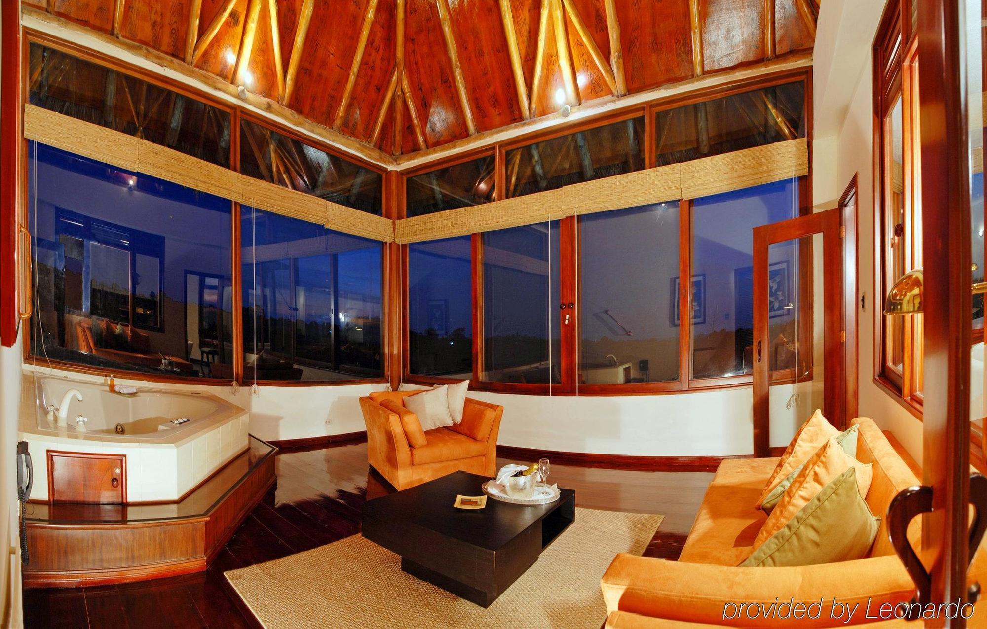 Royal Palm Galapagos, Curio Collection Hotel By Hilton Bellavista  Zimmer foto